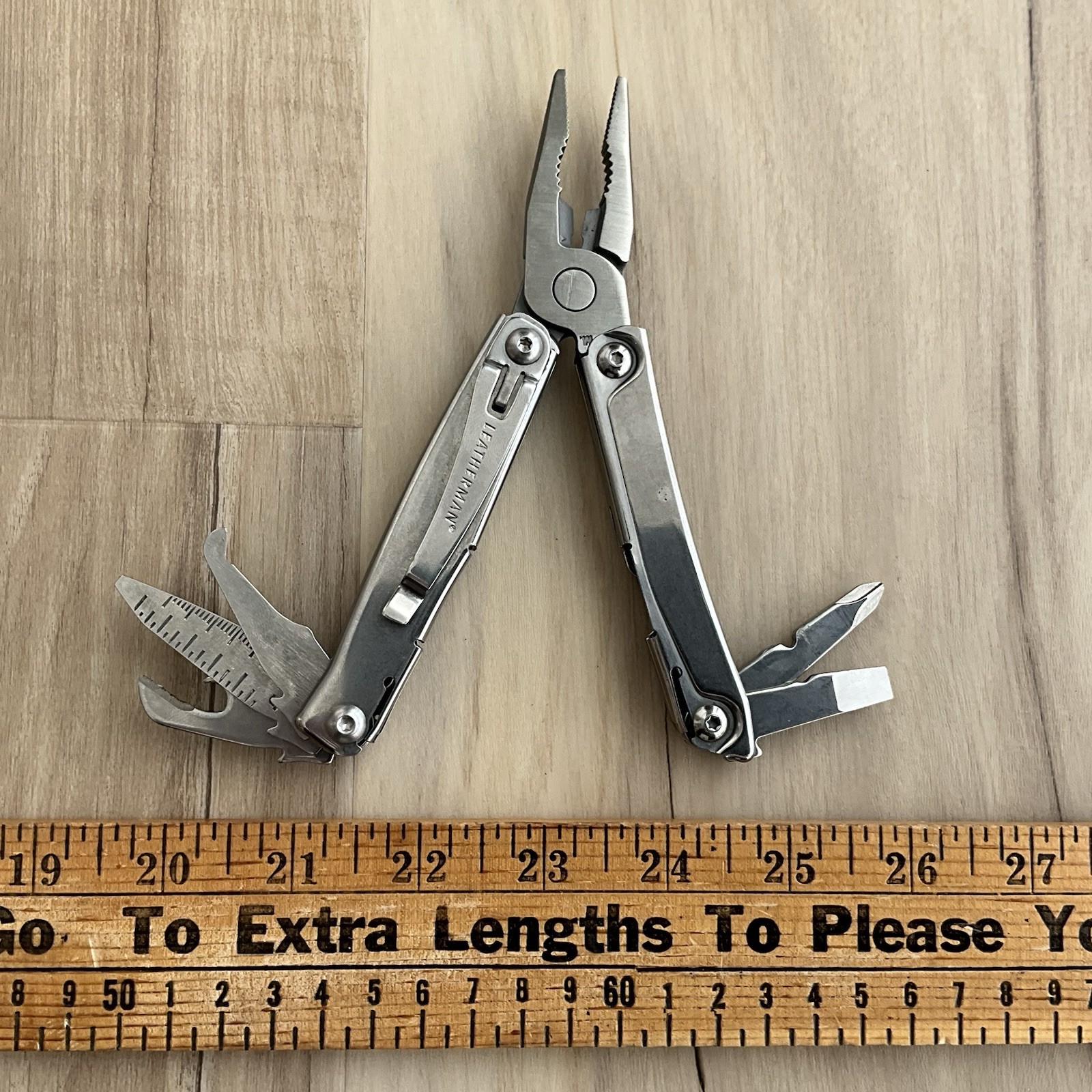 Leatherman Rev Multi Tool W Belt Clip Date Code 0323 (March 2023) Good Condition