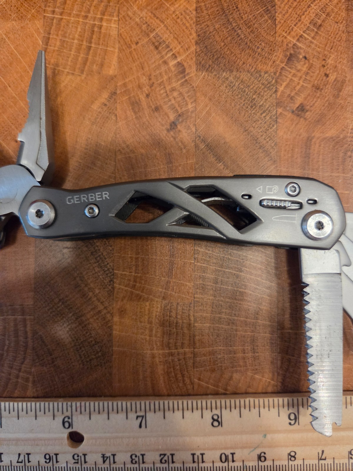 Gerber Gear Suspension 12-in-1 EDC Multi-Plier Multitool Camping & Survival