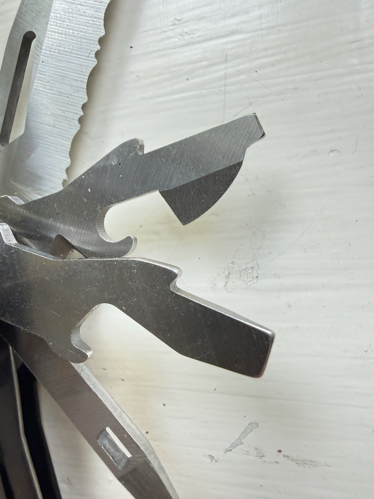 Wetols 21-in-1 Multi-Tool Pocket Knife with Pliers & Bit Set