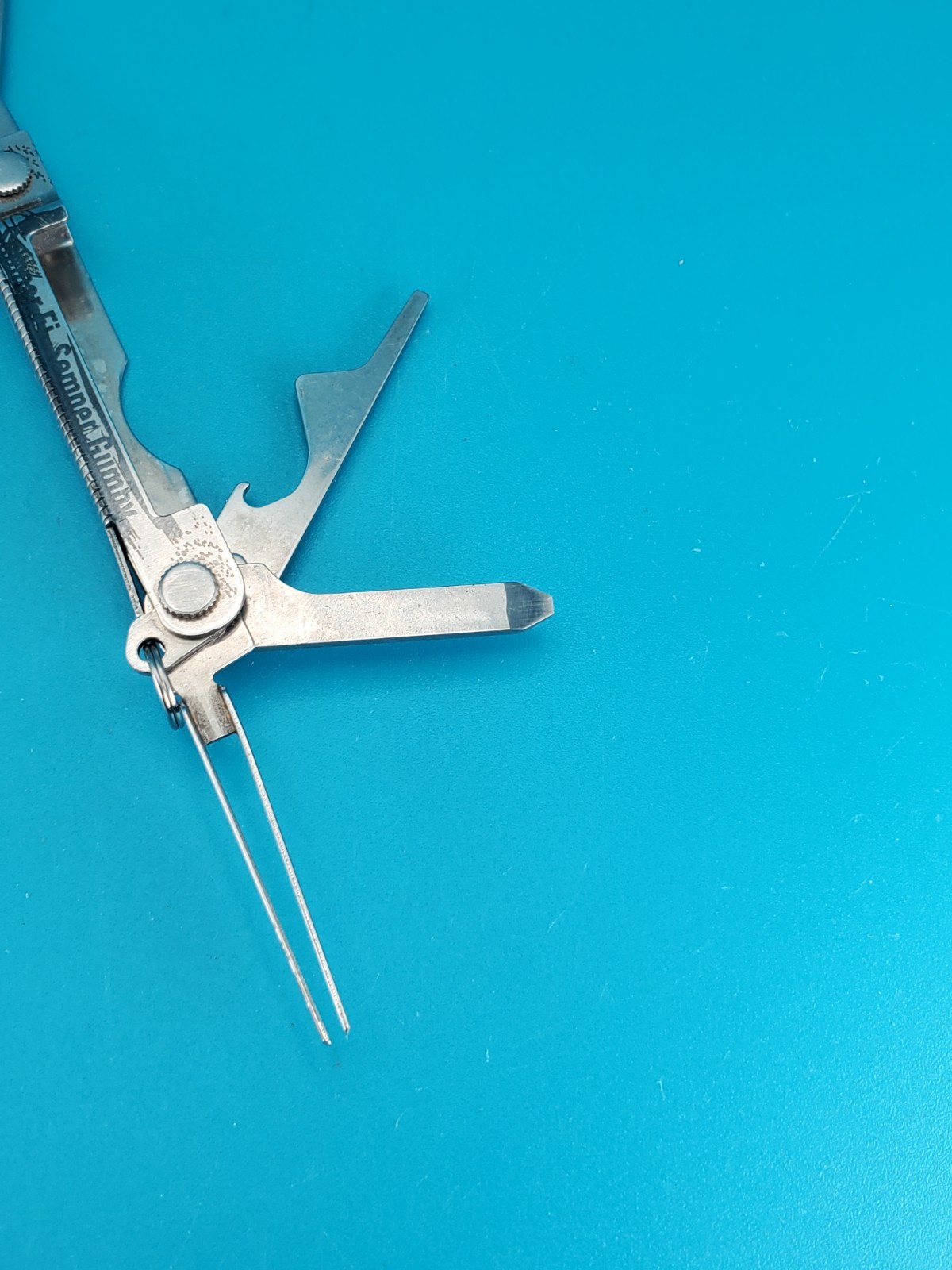 Leatherman Micra Multi-Tool, Knife, Scissors, Key Ring, Stainless! *SCOTT PRYCE*