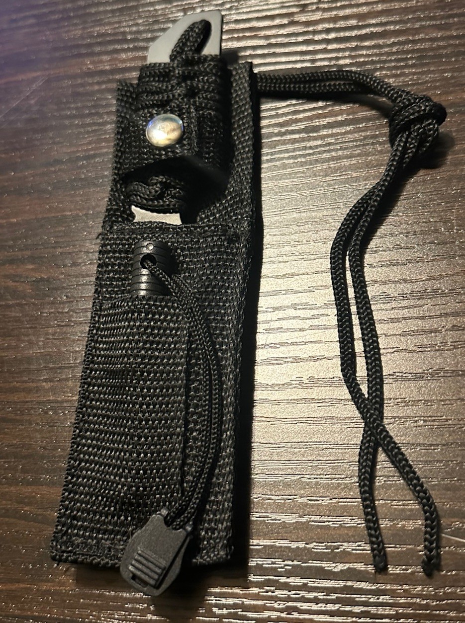Black Survival Paracord Knife w/Fire Starter – Sheath – Pocket For Starter New