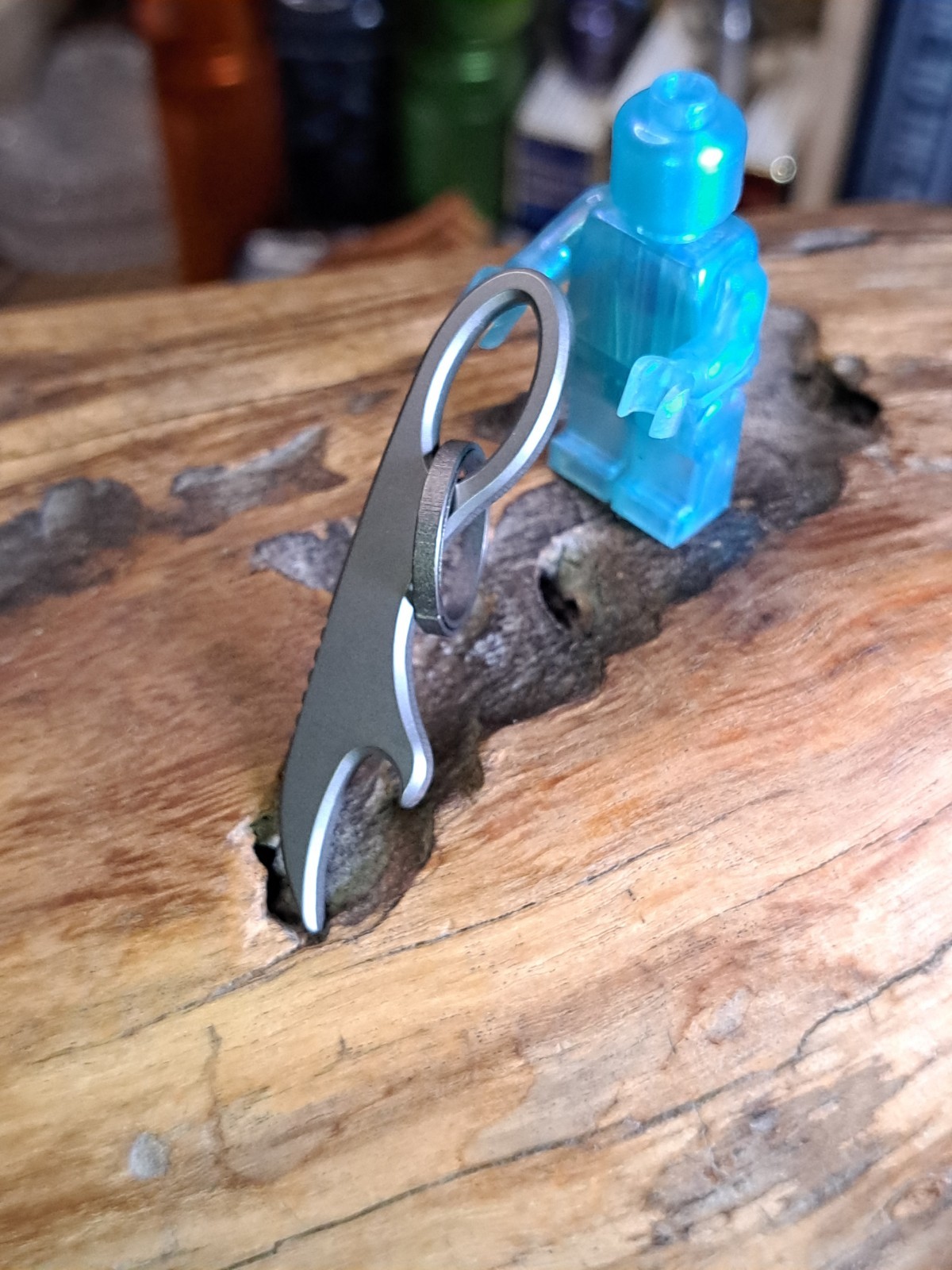MINIMALIST TITANIUM KEYCHAIN CLAW BOTTLE OPENER