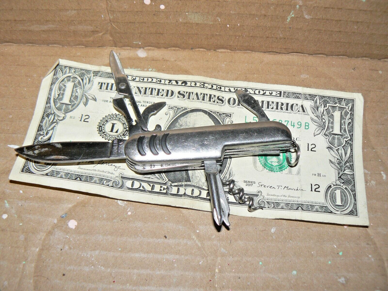 Pocket Knife 3 long w/2 inch blade 7 or 8 in 1