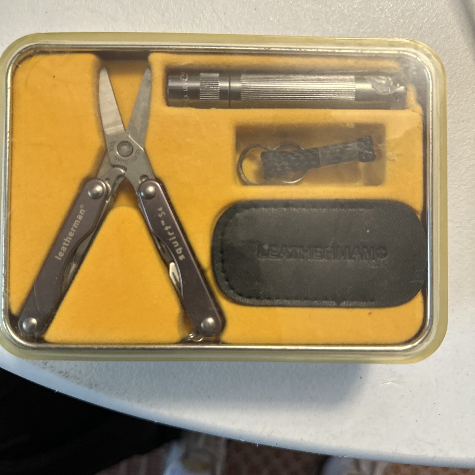 Leatherman Squirt S4 Small Keychain Multitool Squirt S4