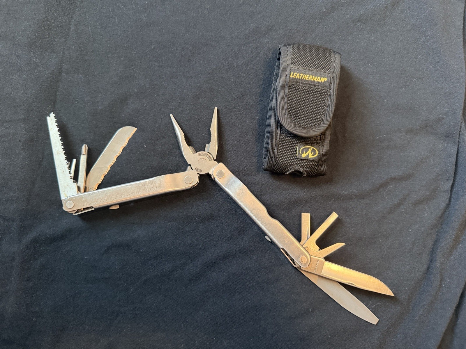 Leatherman Super Tool 200 Multi-Tool Knife w/ Sheath – Pat Pend