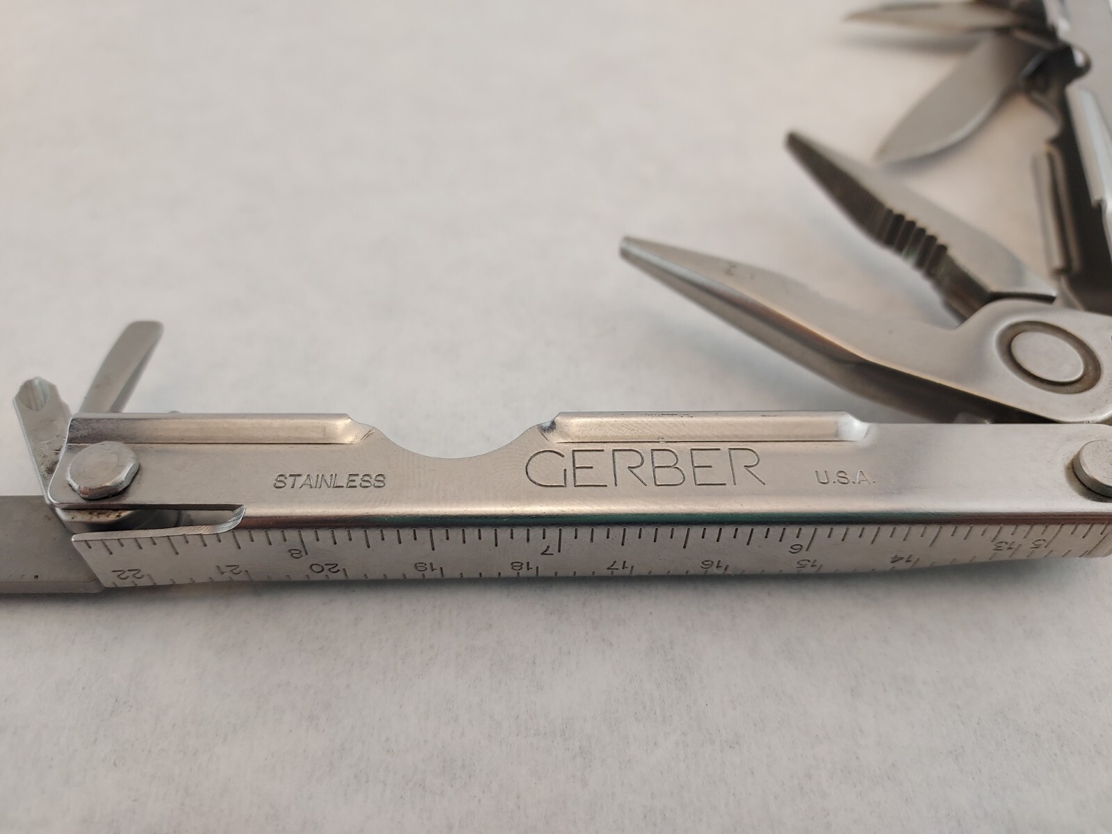 Vintage Gerber Stainless Multi Plier Needle Nose Knife Can Opener Screwdriver US