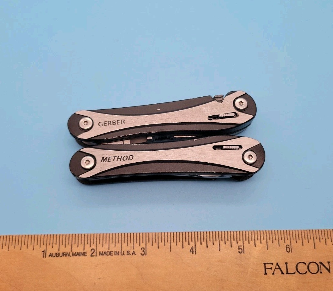 Gerber Method Multi-Tool – Spring Loaded Pliers, Scissors, Knife – DISCONTINUED