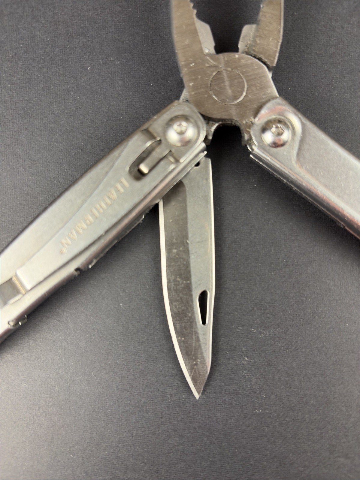 Leatherman Rev 3.8″ Multi-Tool, Stainless! USED