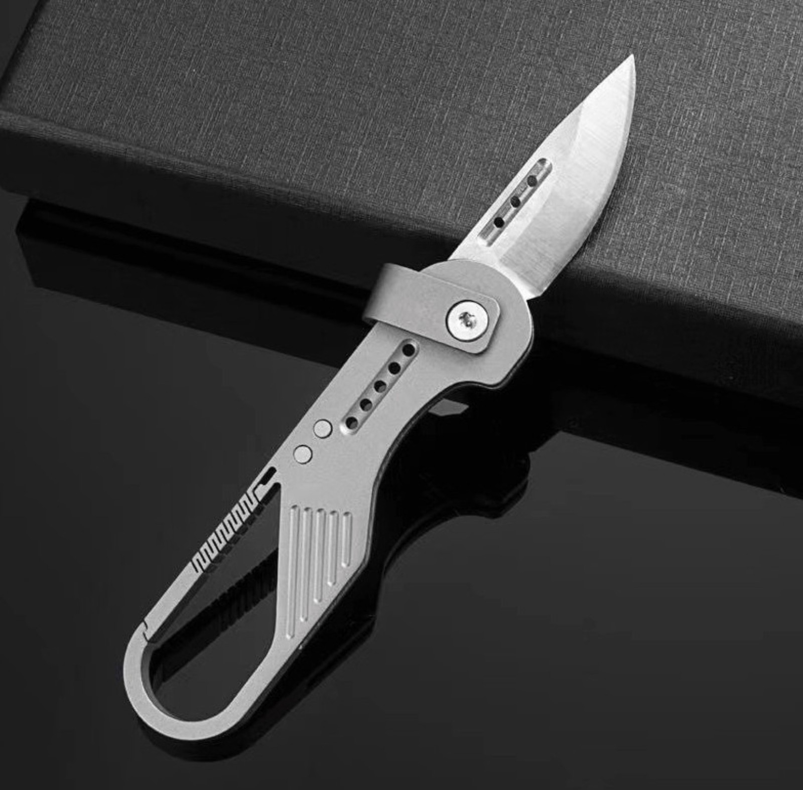 Outdoor Titanium Alloy Keychain Folding Knife Portable Hiking Camping EDC Tool