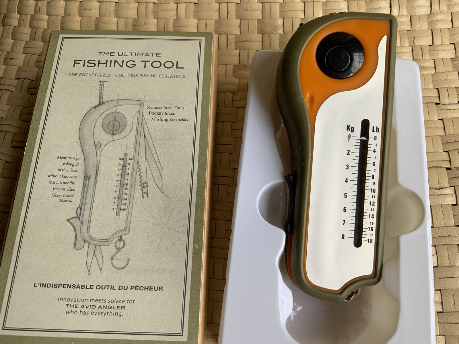 FISHING TOOL POCKET SIZED 9 FISHING ESSENTIALS NIB FATHERS DAY?