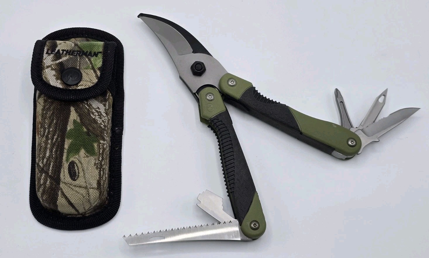 Leatherman Vista Multi-Tool Nylon Sheath USA Hybrid Shears