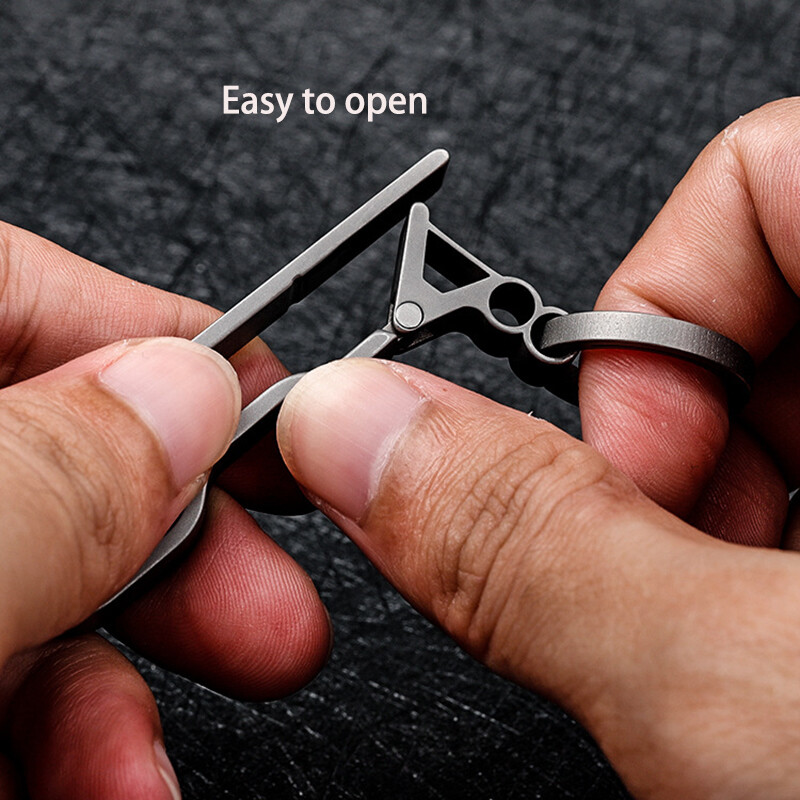 EDC Titanium Alloy Quick Buckle Detach Belt Waist hanging keychain Key Ring Tool