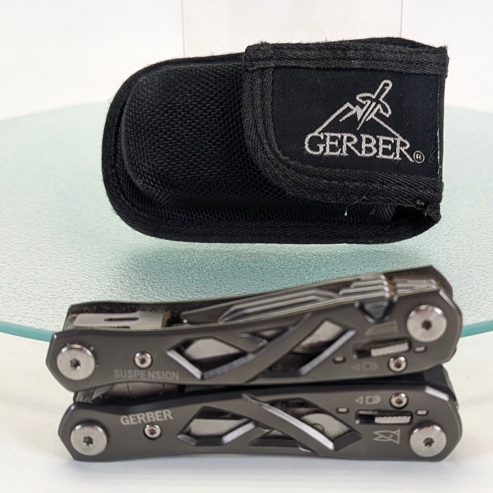 Gerber Suspension Multi-Tool Complete W/ Satchel Excellent Condition