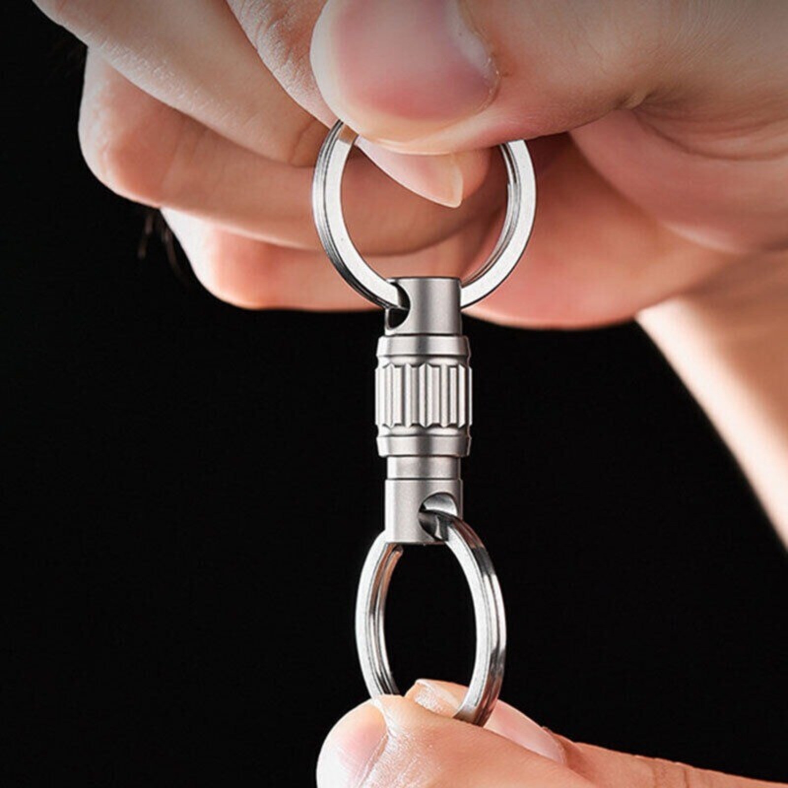 Titanium Quick Release Swivel Keychain EDC Car Key Holder with Double Key Rings