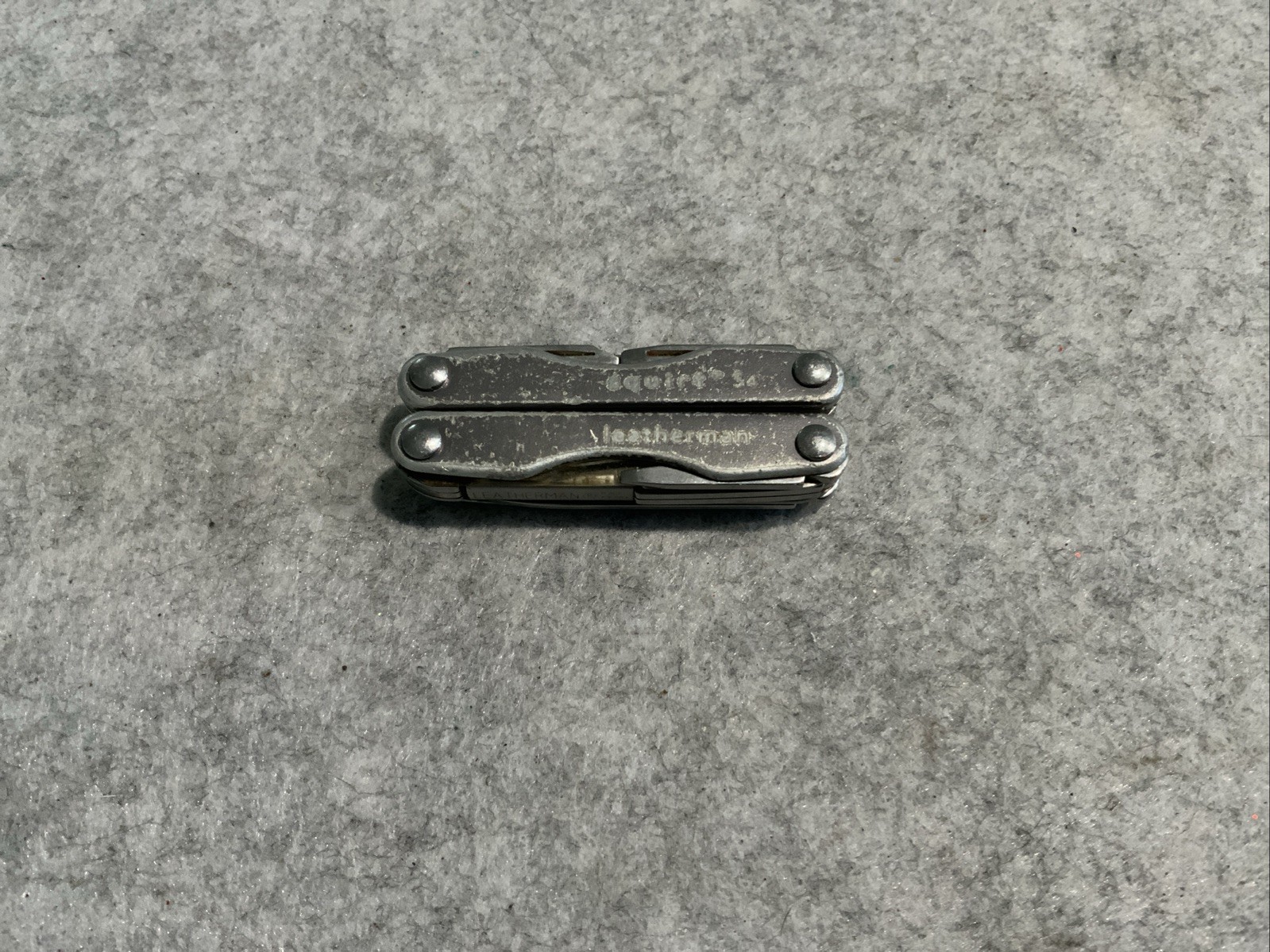 Leatherman Squirt S4 Gray Knife Scissors File Missing Tweezers Wear On Handles