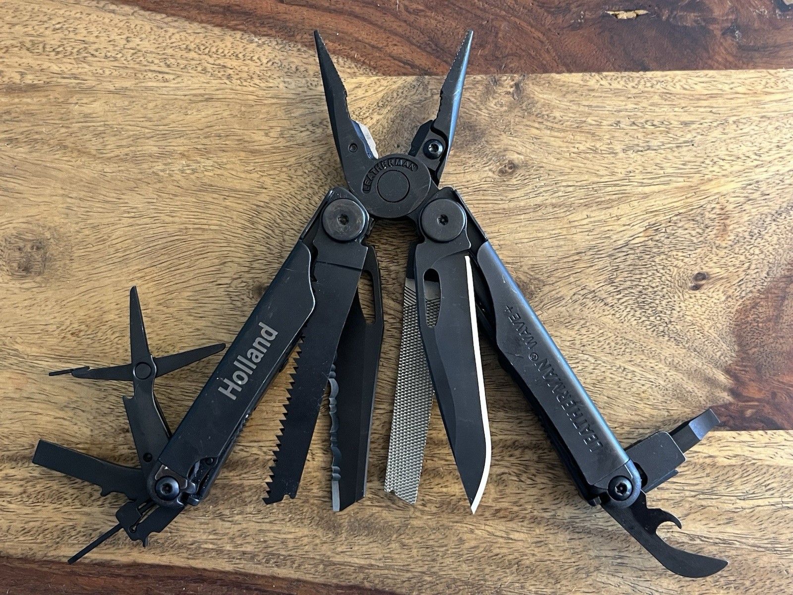 2025 Leatherman Wave Plus Black Oxide Multi-Tool EXCELLENT!!! w/Beautiful Sheath