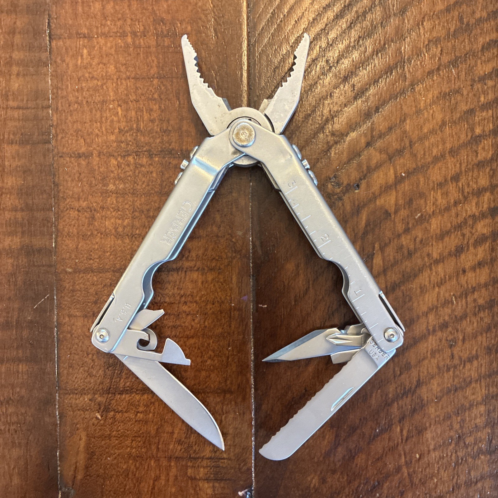 Vintage Gerber MP600 Multi-tool “Pat Pend” Early Mr. Pinchy USA Made – Excellent