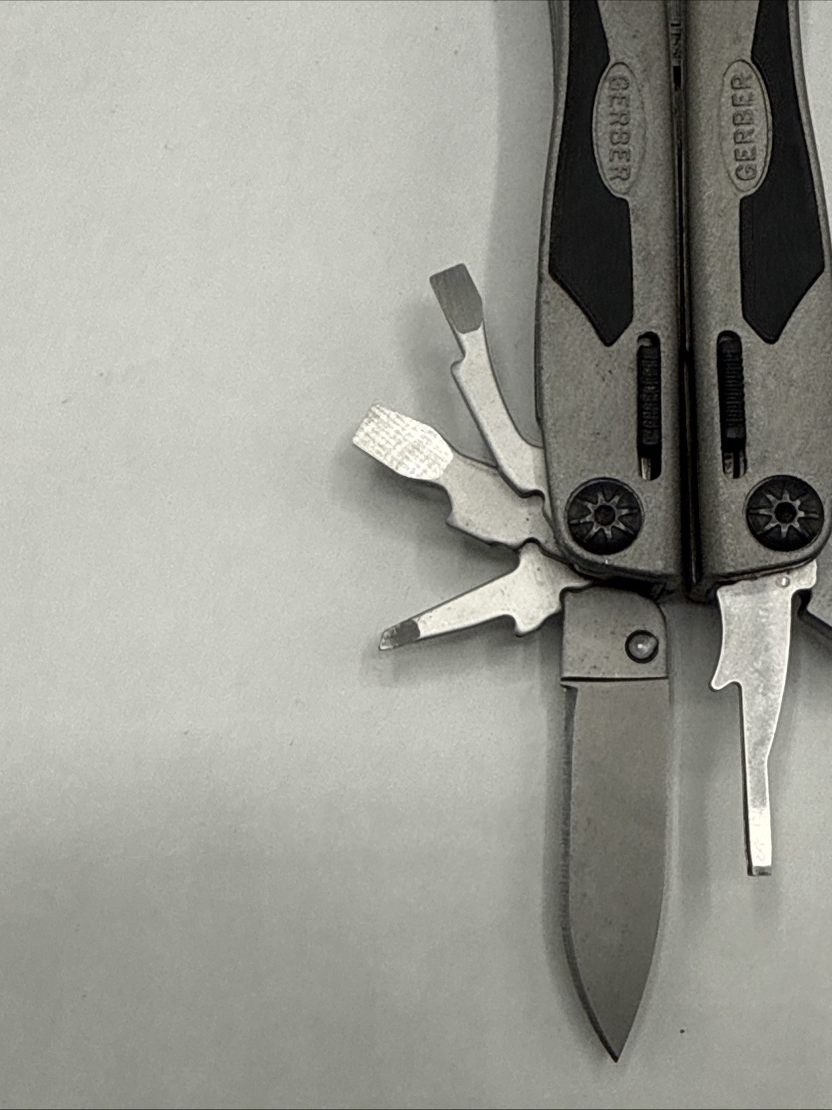 Gerber Multi-Plier 700 Legend with Sheath- Silver