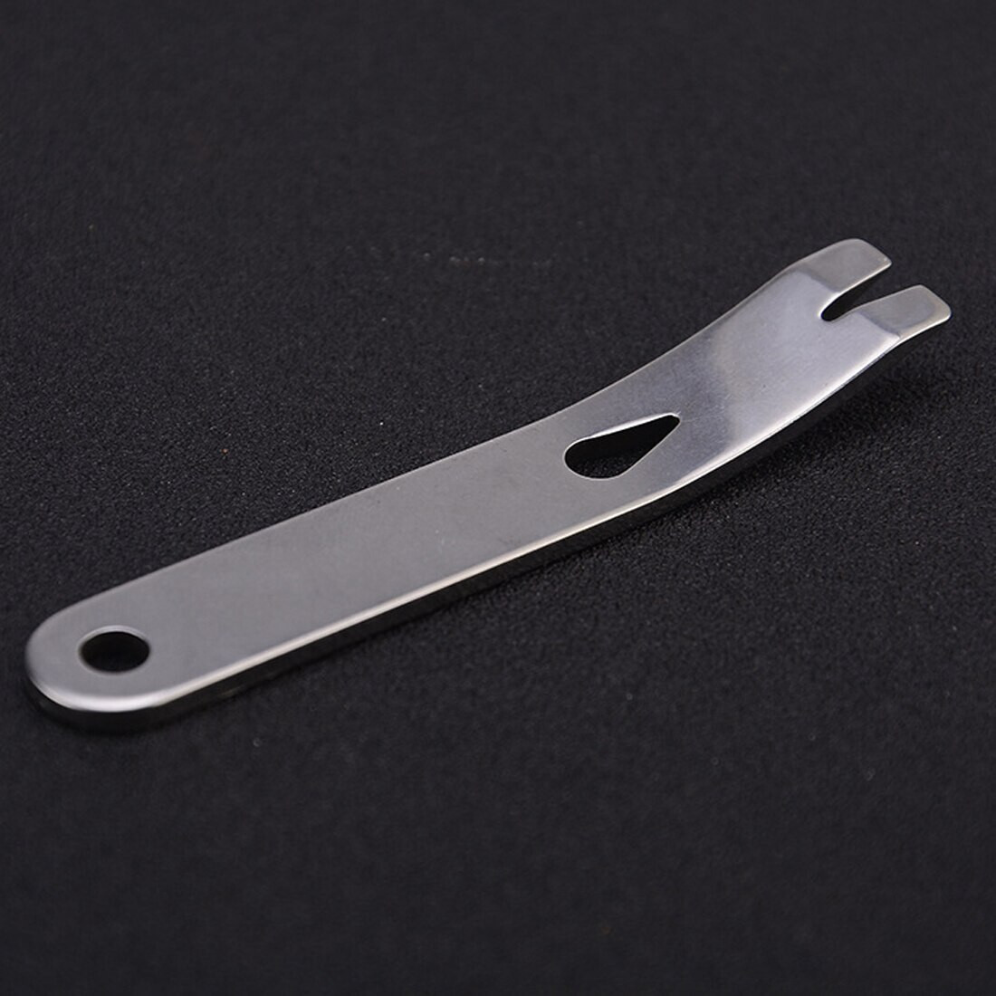 5 PCS Gear Mini Crowbar Pocket Pry Bar Keychain Multi Tool Survival Scraper EDC