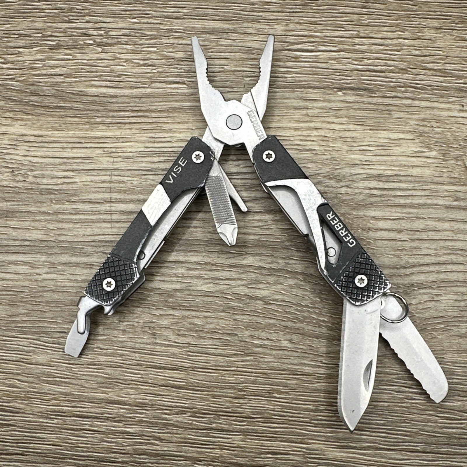 Gerber Vise Multi Tool Multitool Knife Pliers Folding EDC Tool