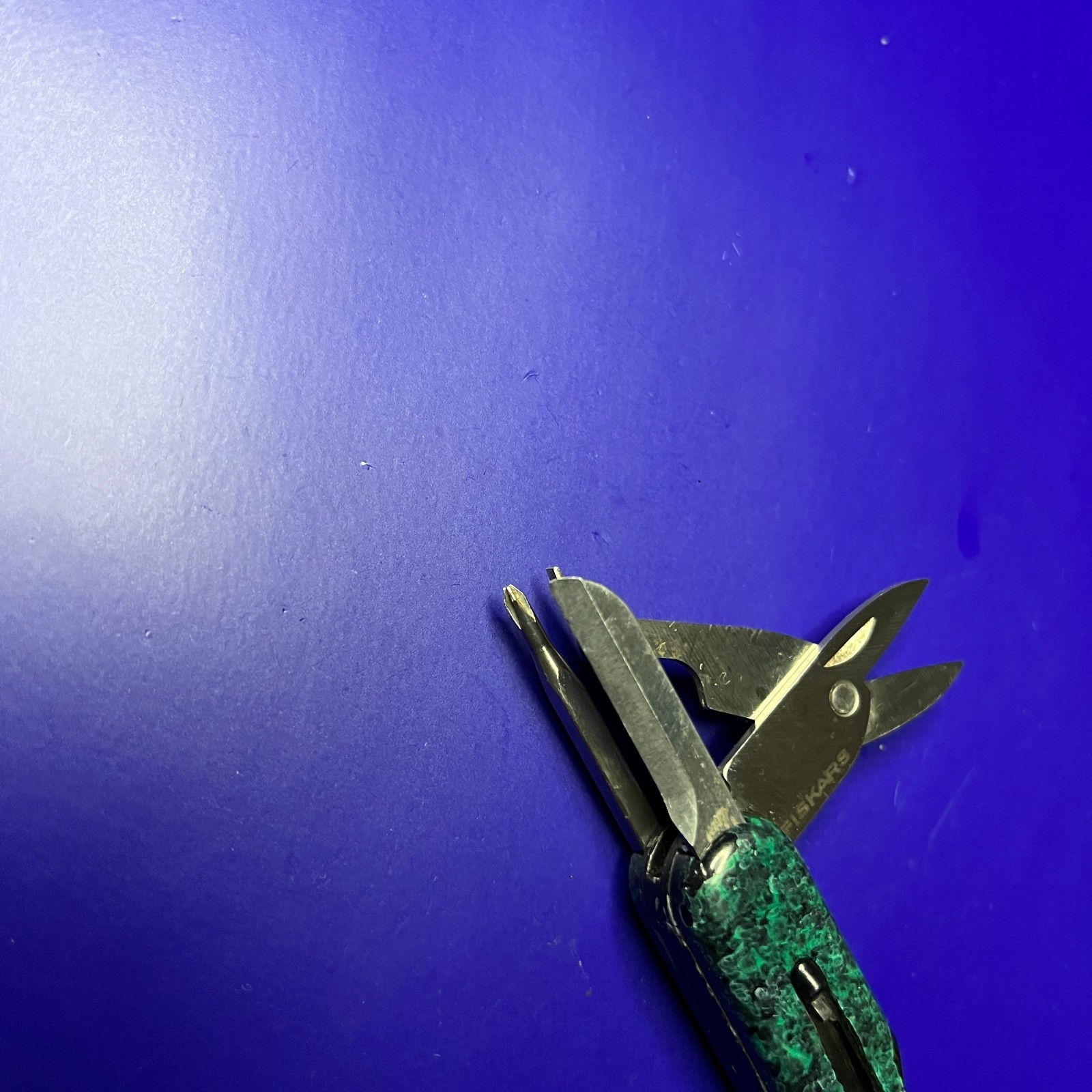 Gerber Fiskars Folding Multi-Tool Knife Keychain