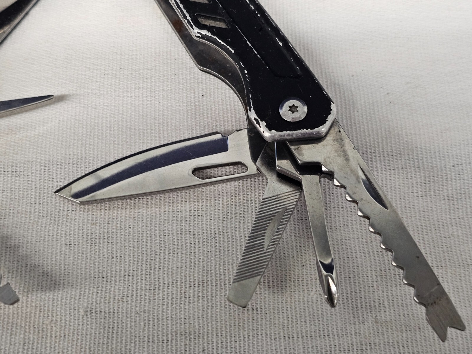 Ozark Trail Multitool Multi-Tool 10 in 1