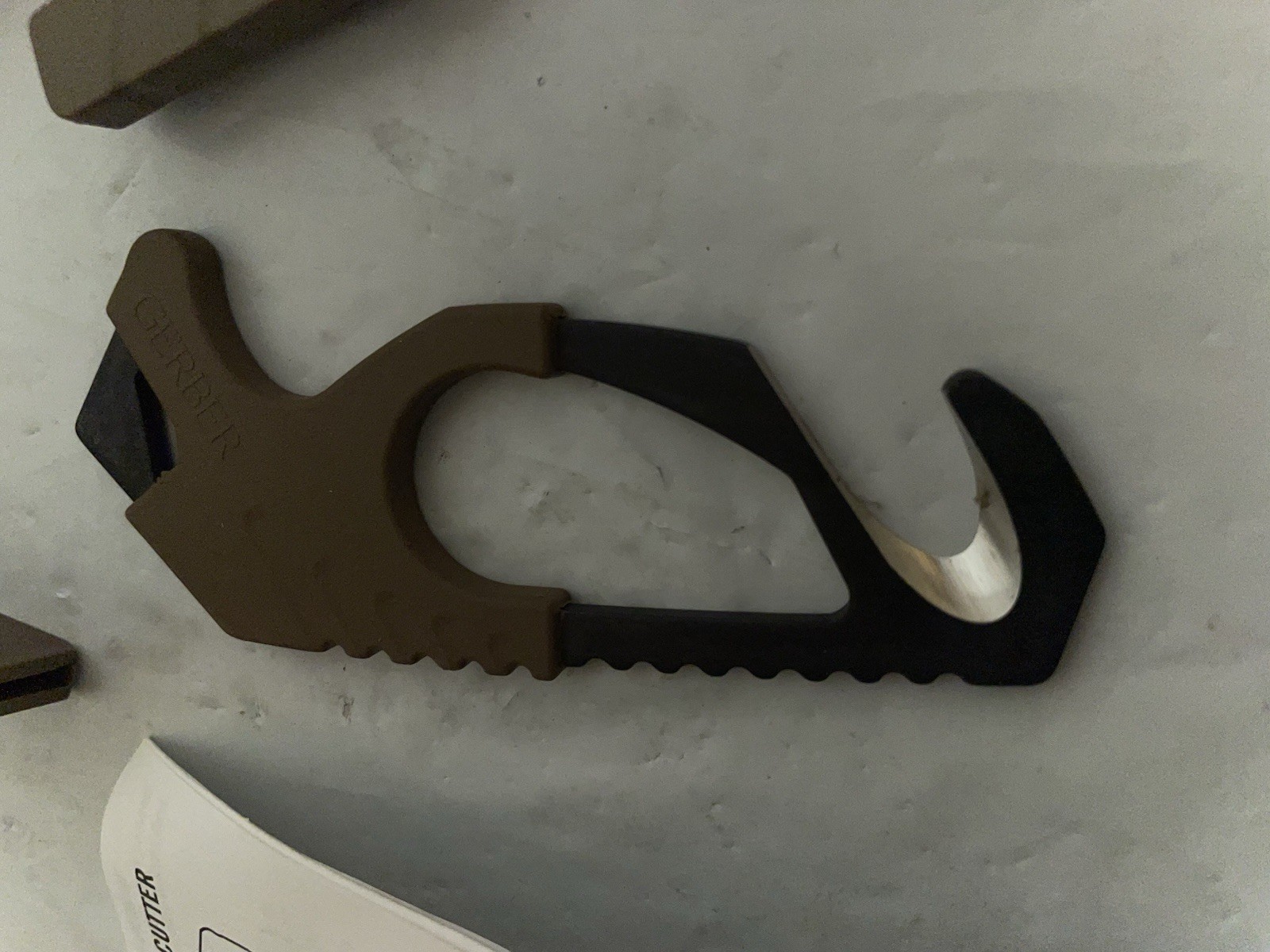 Gerber 30-000132 Emergency Strap, Webbing And Belt Cutter