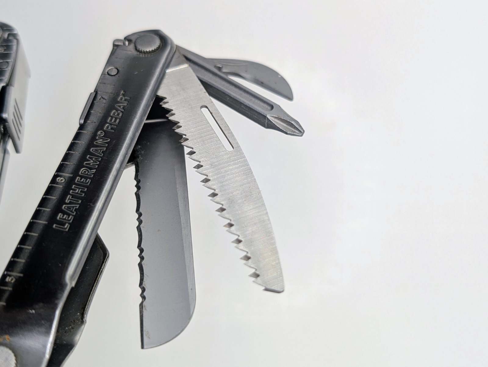 Leatherman REBAR Stainless 17-In-1 Heavy Duty Locking Tactical EDC Multitool