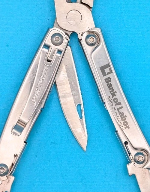 Leatherman Rev 3.8″ Multi-Tool, Stainless! *BANK OF LABOR*