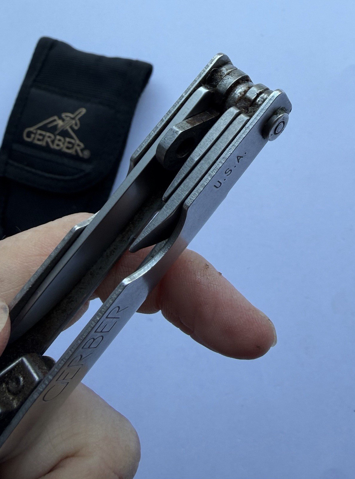 VINTAGE 1990s GERBER USA ORIGINAL BLUNT NOSE MULTI-PLIER MULTI-TOOL IN NEW POUCH