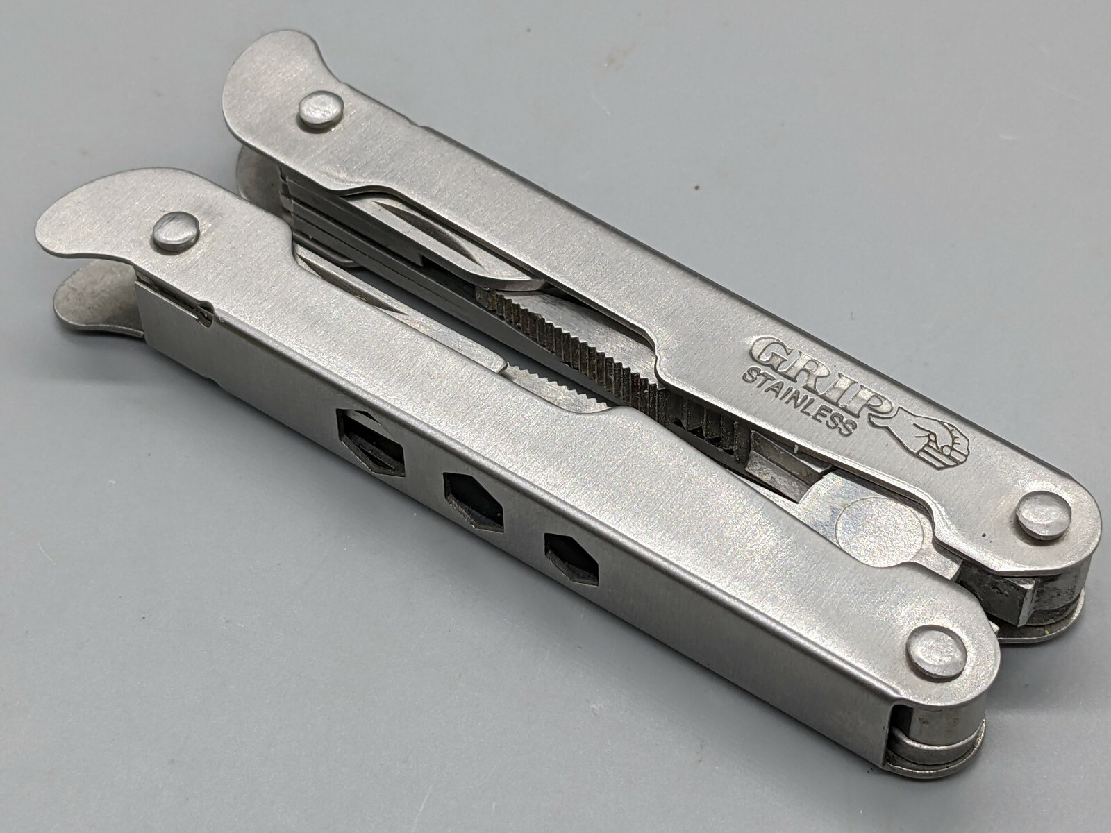 Grip Stainless Steel Multi-tool Knife Pliers Tool Set with Sheath-Free Shipping