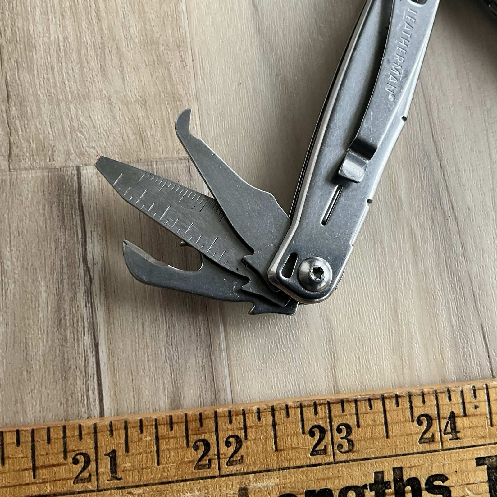 Leatherman Wingman Multi Tool Date Code 1113 (Nov 2013) Good Condition