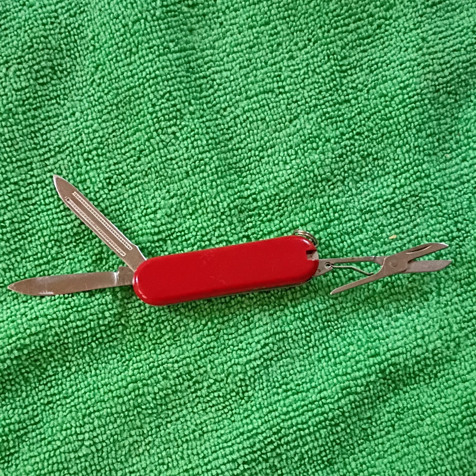 WENN/SOFT Red Multi-Tool Knife, File, Scissors Stainless Steel Pocket Tool