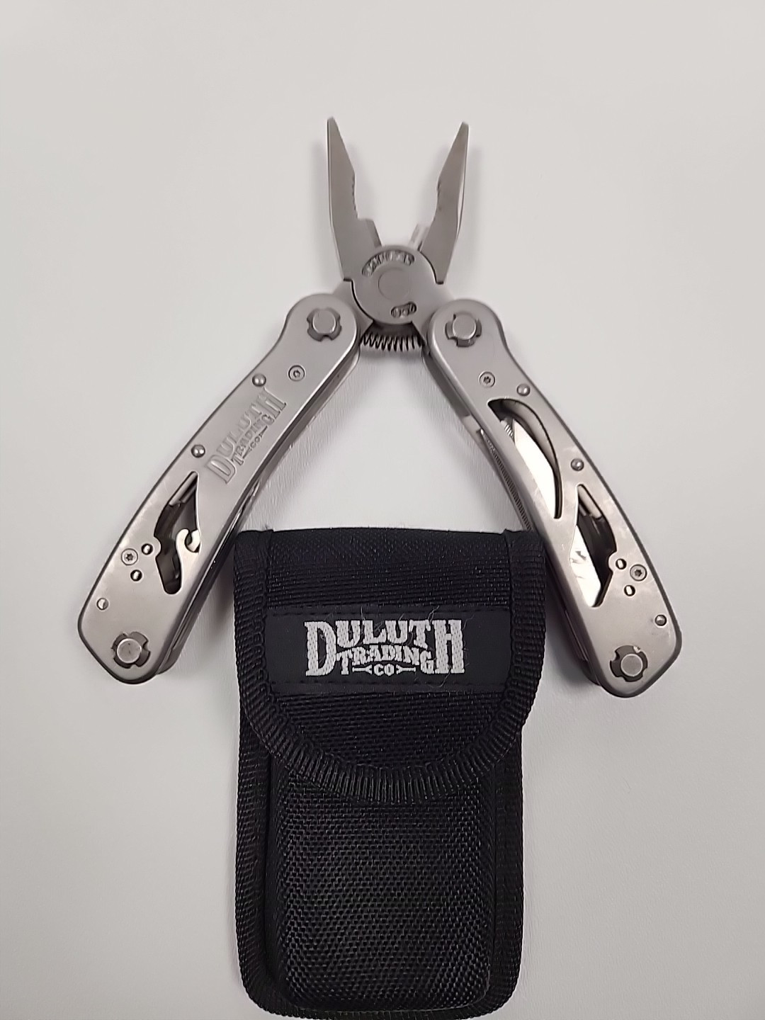 Duluth Trading Co. Multi-Tool Stainless 2CR Used Condition w/Protective Sheath