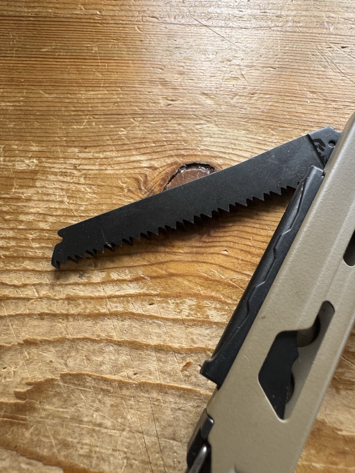 Leatherman Signal Multitool Coyote Tan Black Oxide – Factory Replacement NEW