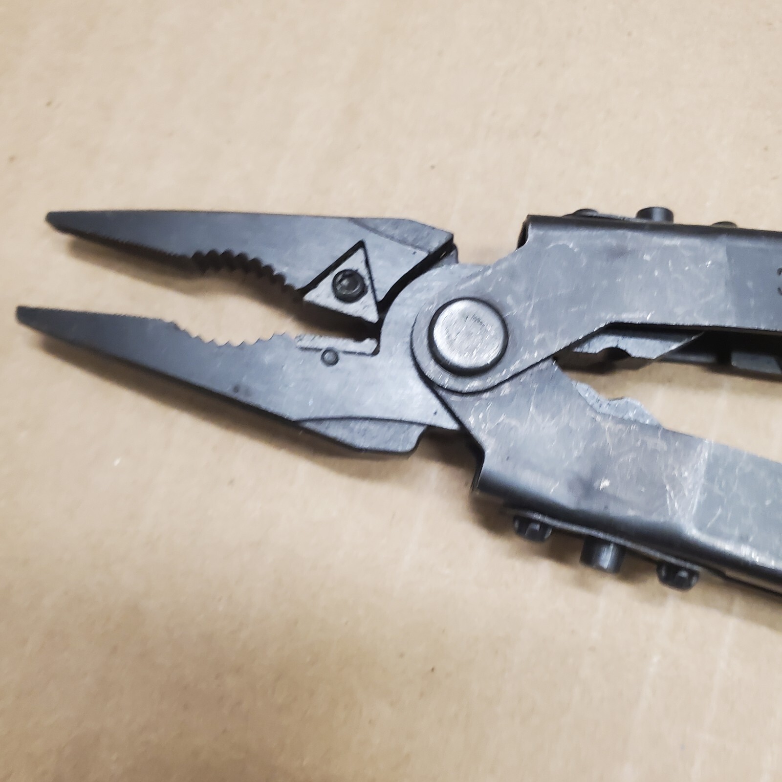 Gerber Multi-Plier Multi Tool Carbide Cutters Needlenose Pliars Multiplier