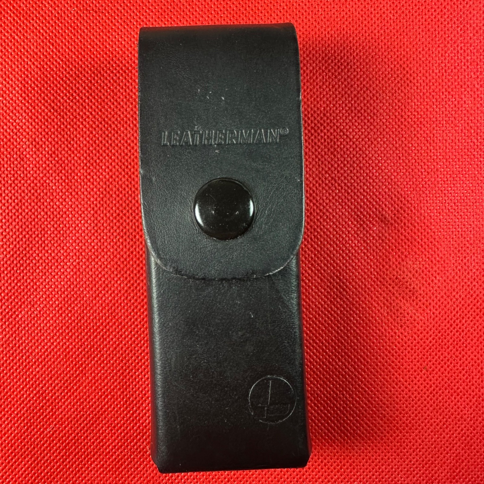 1 Leatherman Sheath / Pouch for ARC, Wave+, Charge, Surge, SuperTool 300, Signal