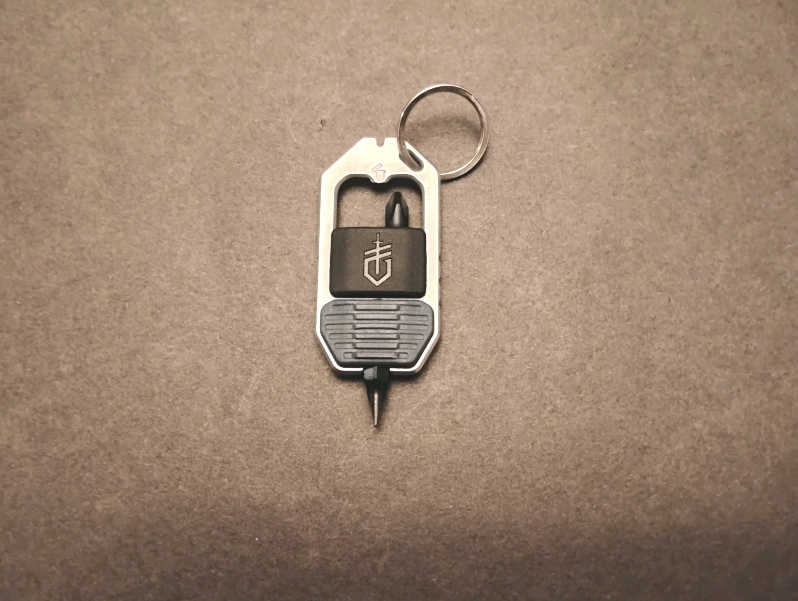 Gerber Driver Keychain Multi Tool 5 in One Multi-Tool Magnetic Bit Driver 1.4 OZ