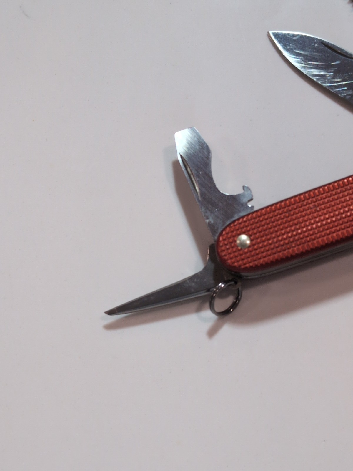 Victorinox – Farmer – Swiss Army SAK Multi-Tool Old Cross – 0.8241.20 – BS-32
