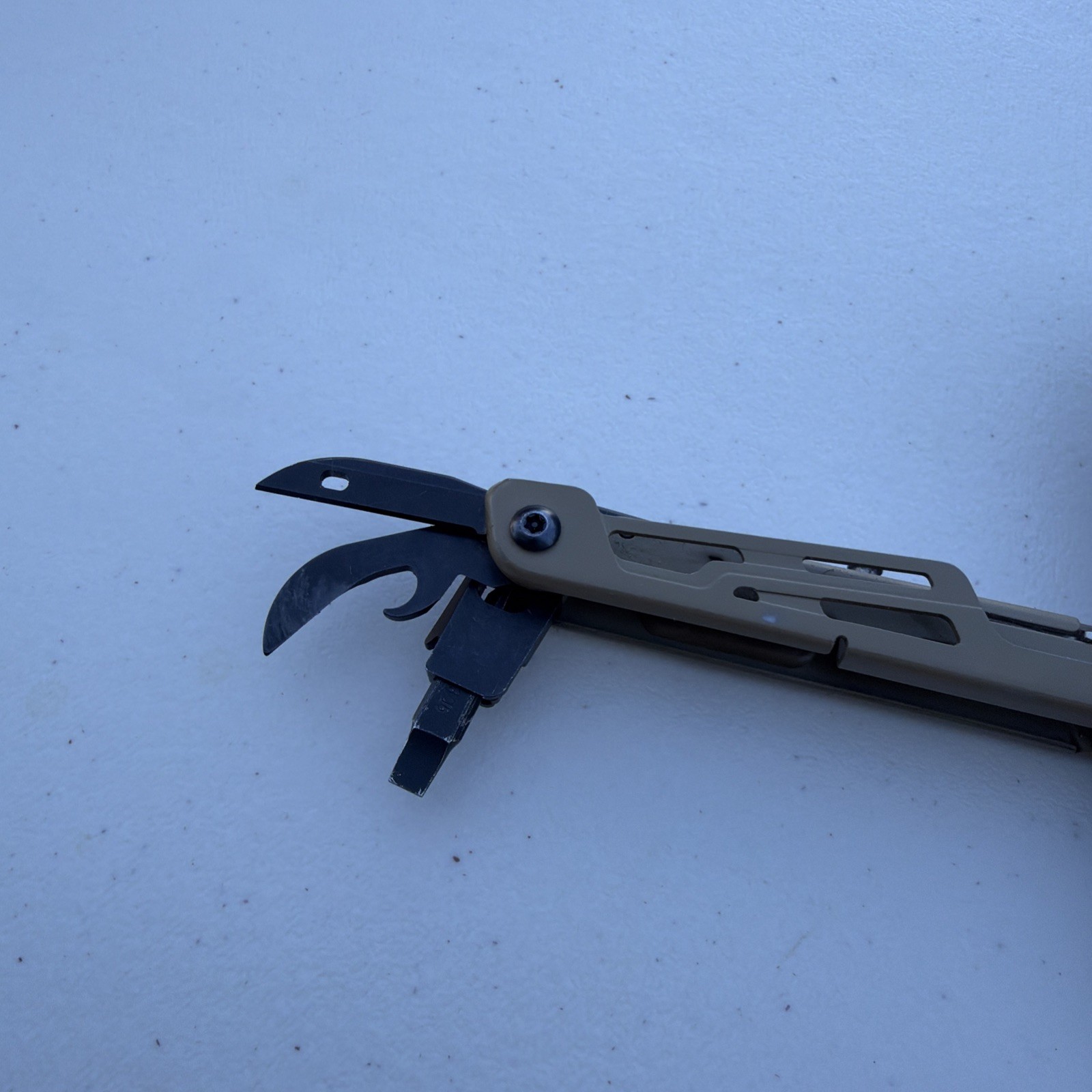 leatherman signal multi-tool Brown And Black No Sheath