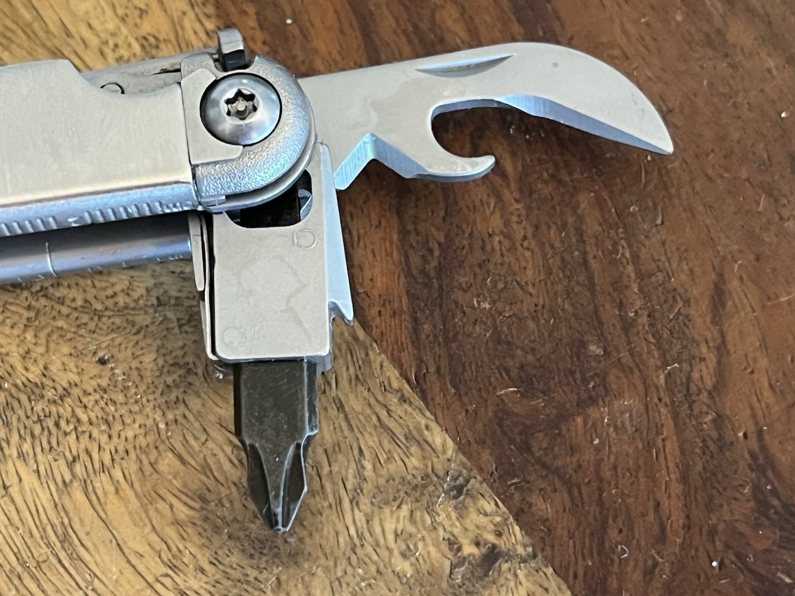 Leatherman Wave Multi-Tool Knife Great Condition!! w/New Sheath ~TASKCo