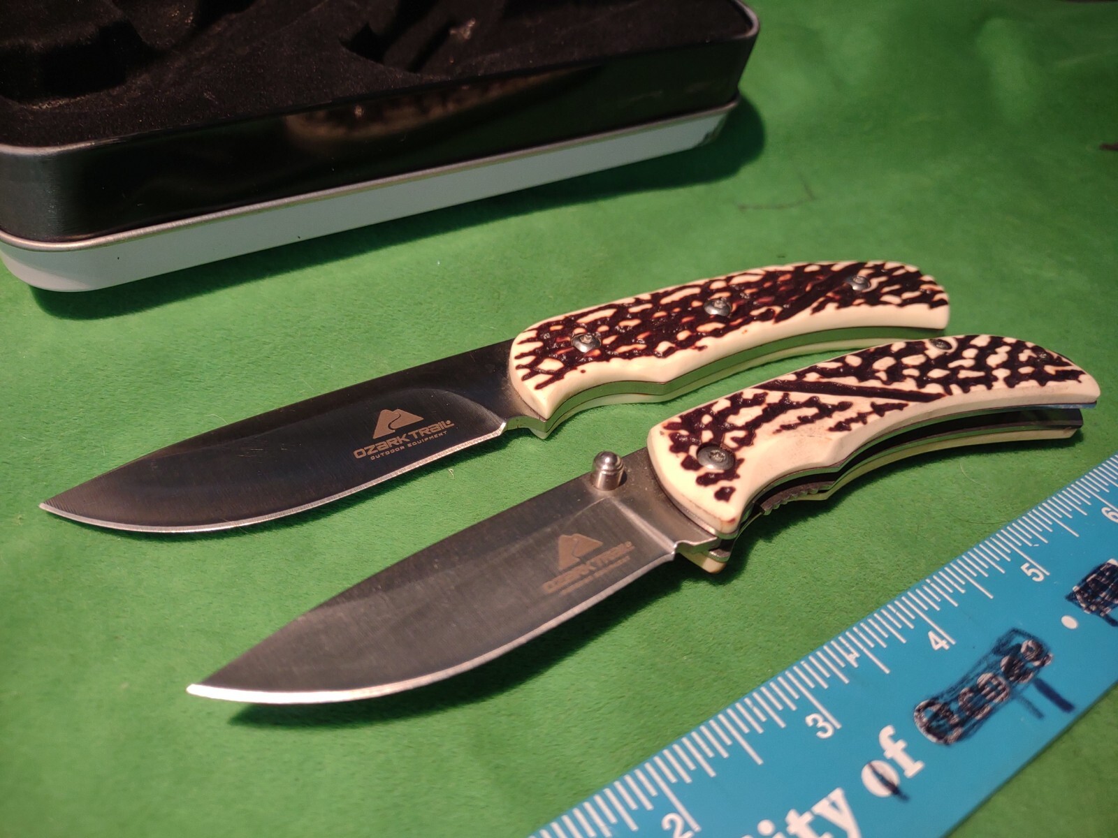 Ozark Trail 2 Piece Pocket Folding Knife Set With Collector’s Tin Box Gift