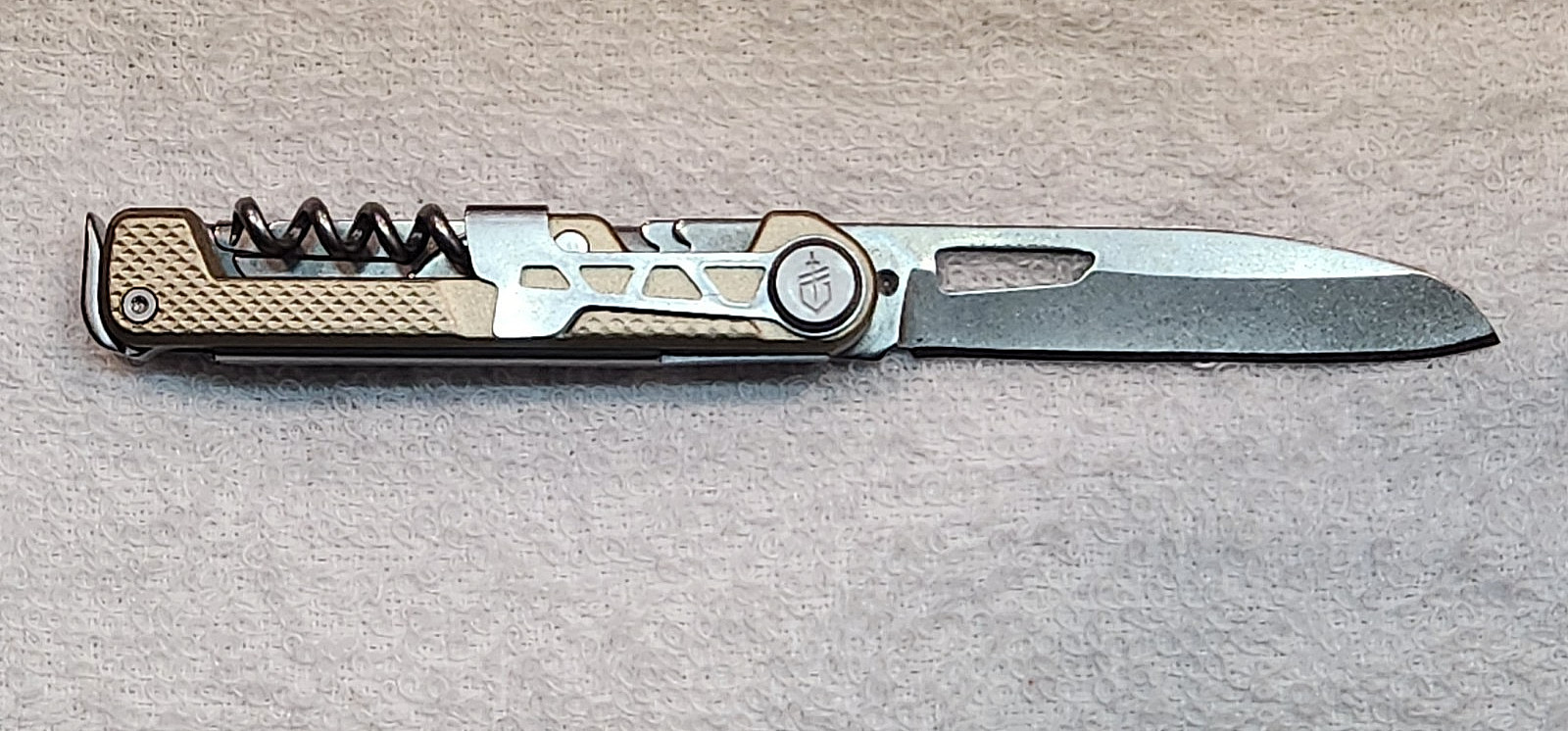 GERBER ARMBAR CORK GOLD MULTI TOOL & KNIFE 3.5 In Bade”