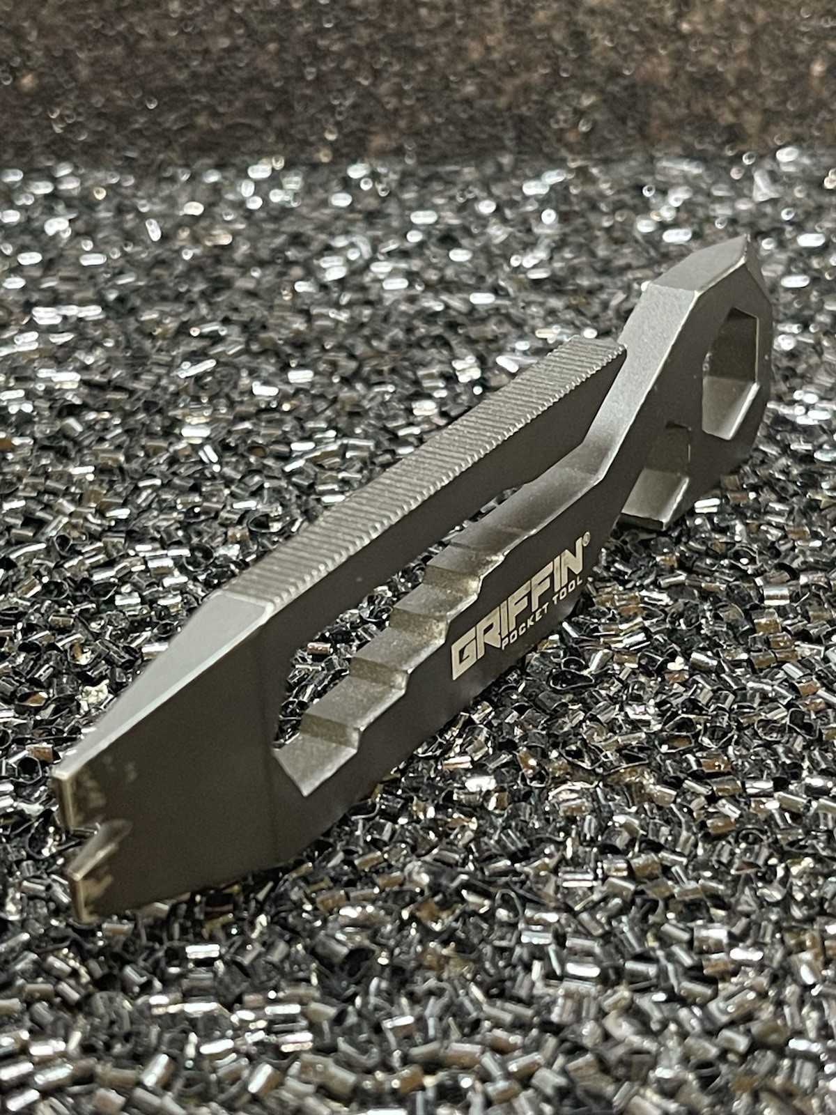 Griffin Pocket Tool Pry Bar