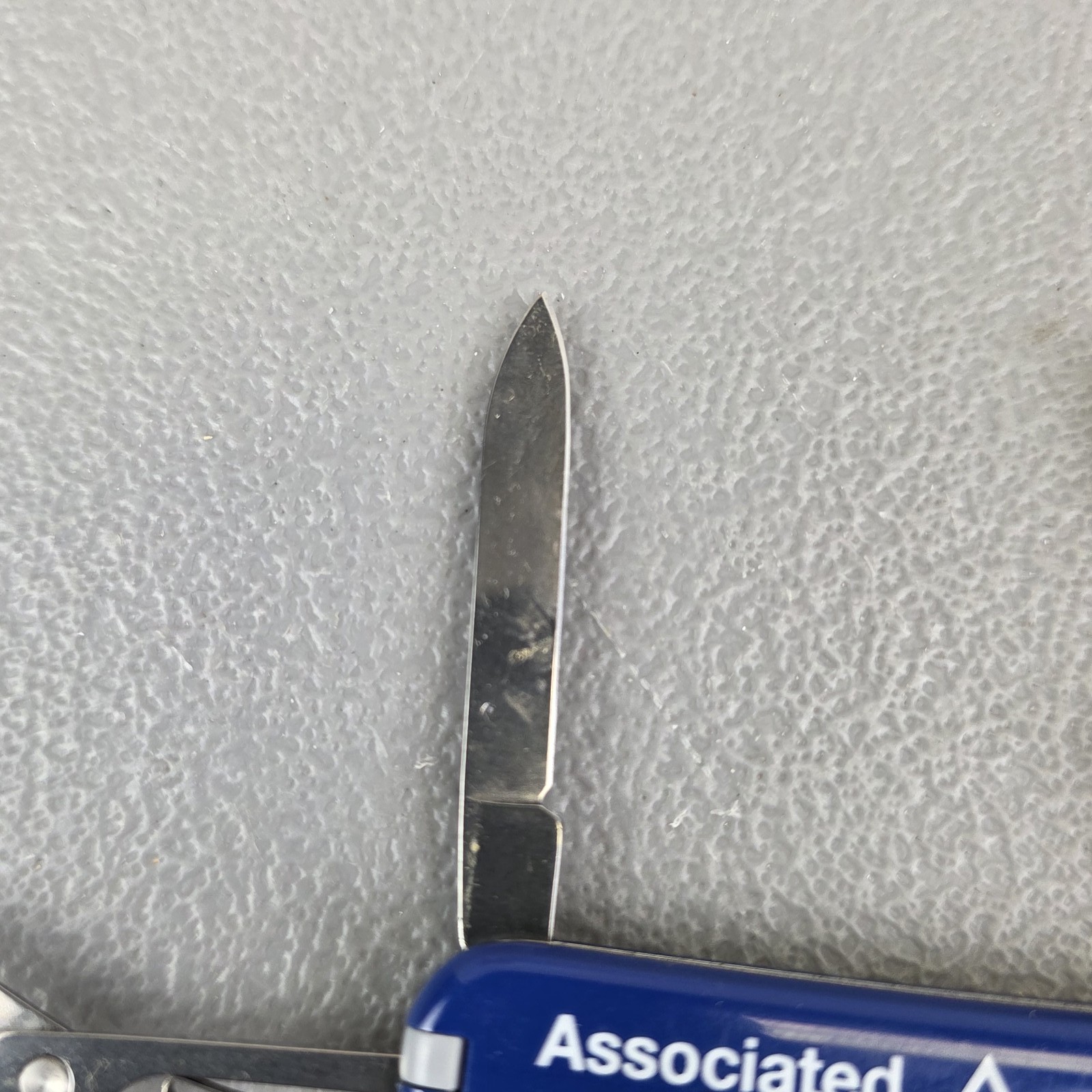 Victorinox Classic SD Multi-Tool Blue Swiss Army Knife Associated Spring Saline