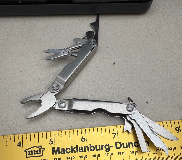 VTG Sheffield Multi-Function Tool Set Nail Clippers Key Chain Multi Tool