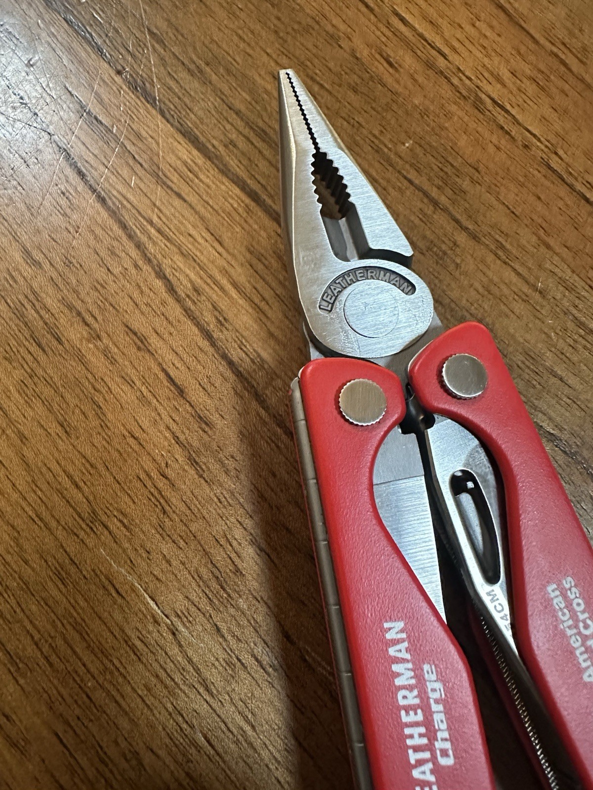 Leatherman Charge AL Red Cross Limited Edition – Rare