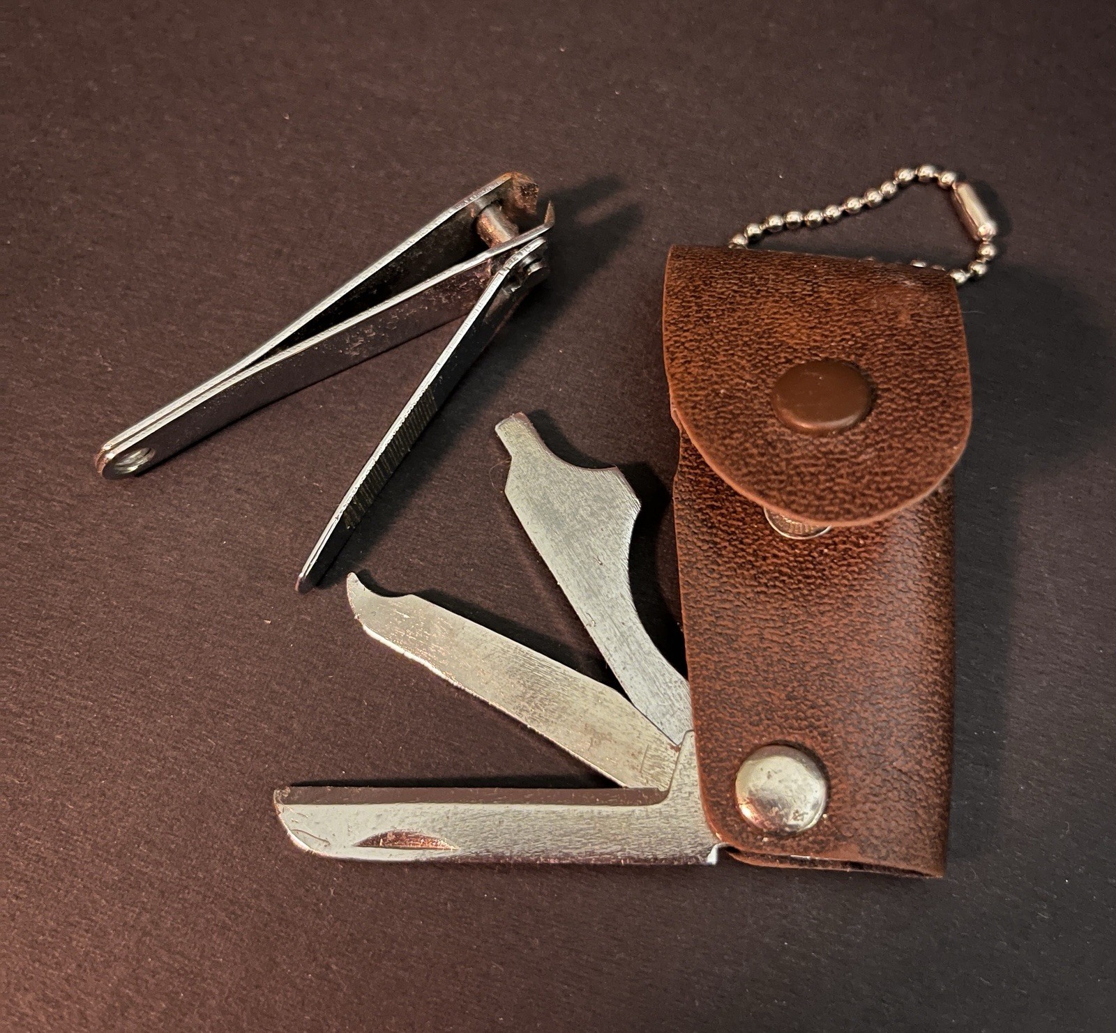 Vintage Multitool Kit Leather Exterior – Product of Bahamas