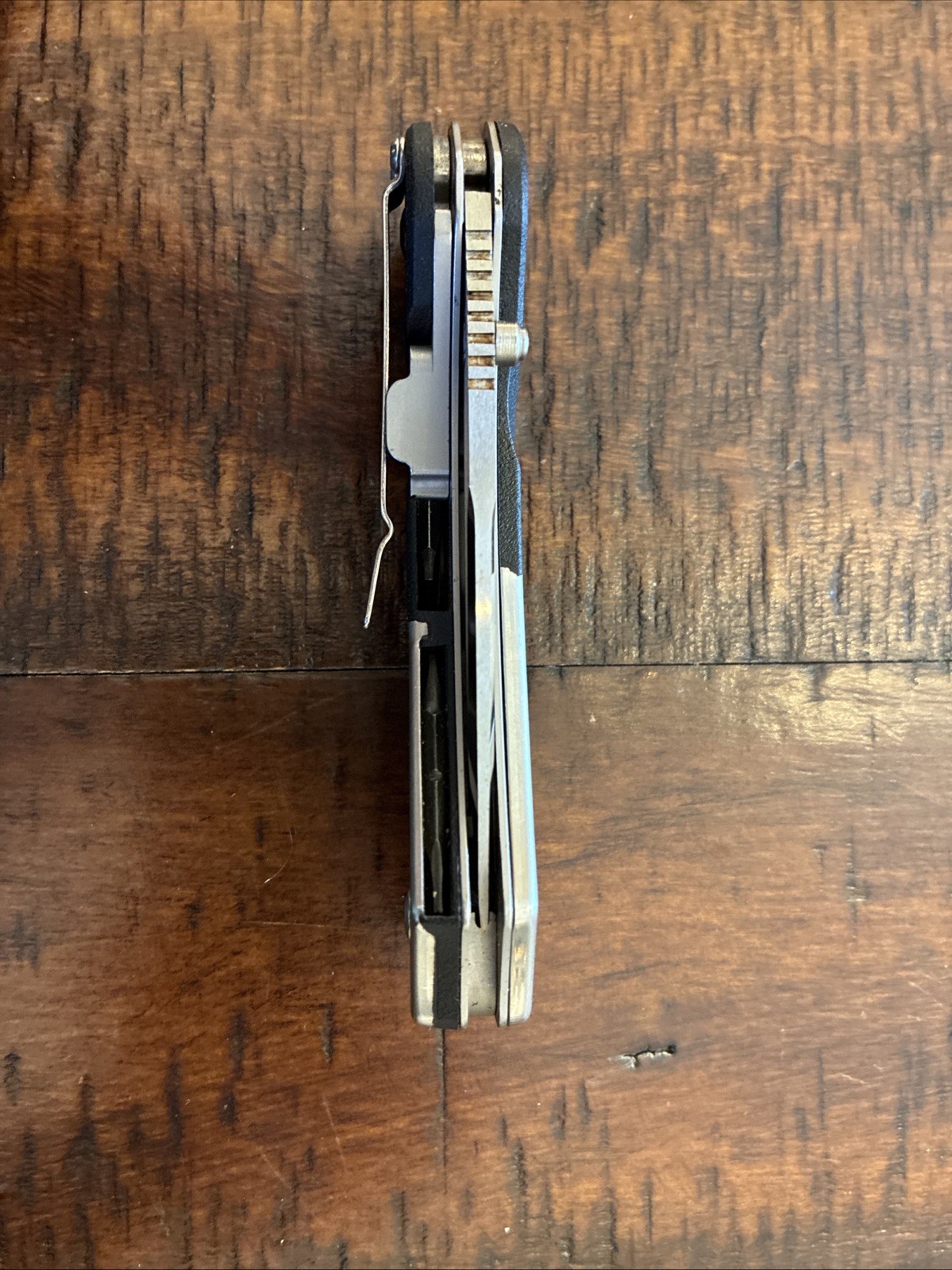 Leatherman E55B multitool (Expanse Series). Premium 154CM Stainless steel