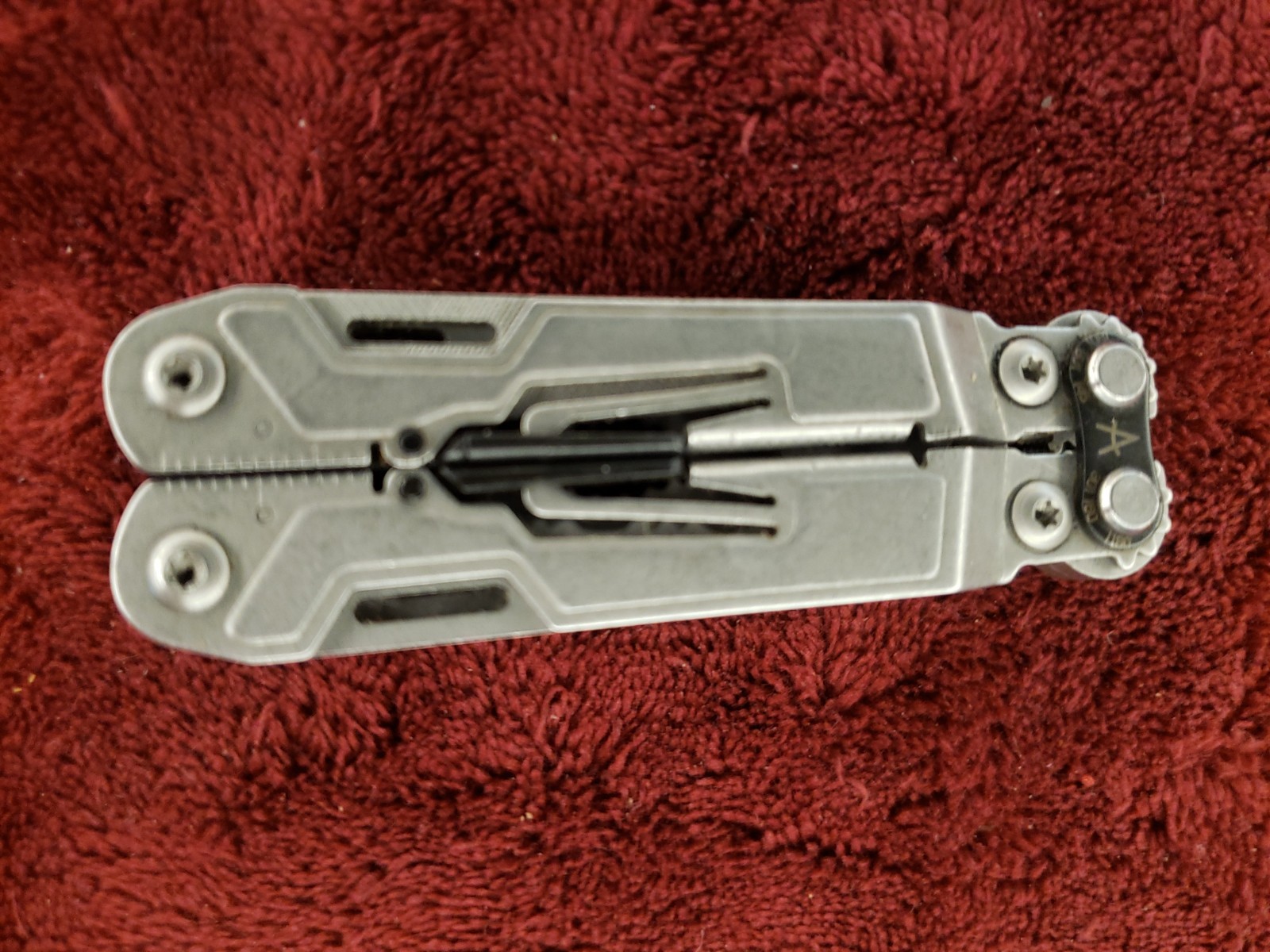 🔪🔪🔪 SOG PowerPint Multi-Tool Pocket Knife Folding Pliers